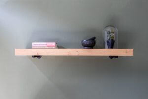 Productafbeelding van rustieke wandplank van eikenhout 6 cm dik