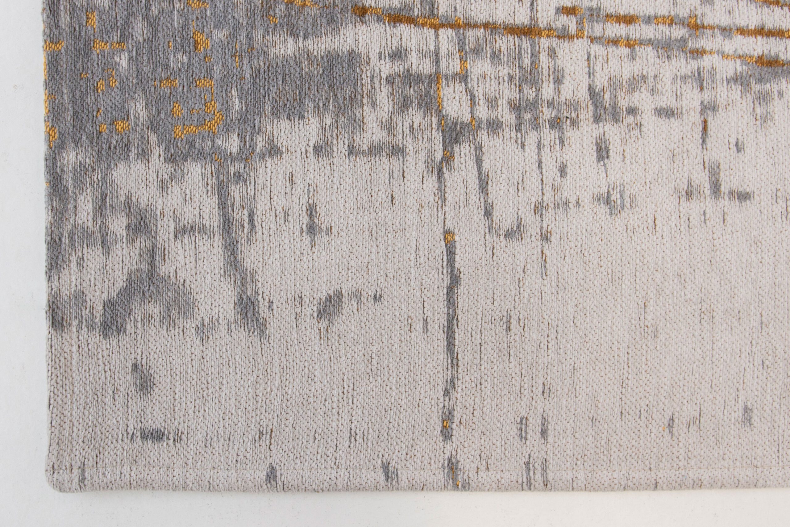 Sfeerfoto Laagpolig vloerkleed Louis de Poortere 8419 Mad Men Columbus Gold