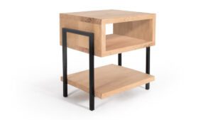 Productfoto van het massief eikenhouten nachtkastje vidar van gussta zonder opberglade